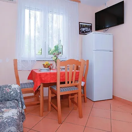 Apartamento 1 Bedroom Lovely In *